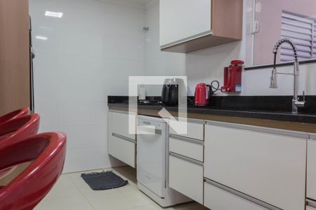 Casa à venda com 236m², 4 quartos e 2 vagasCozinha