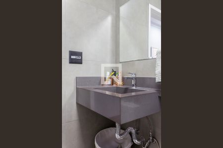 Casa à venda com 236m², 4 quartos e 2 vagasBanheiro