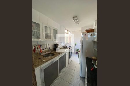 Apartamento à venda com 70m², 3 quartos e 1 vaga Apartamento à venda com 70m², 3 quartos e 1 vagaCozinha