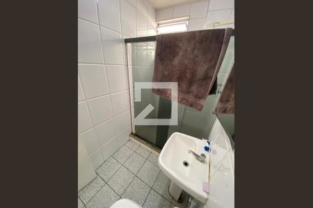 Apartamento à venda com 70m², 3 quartos e 1 vaga Apartamento à venda com 70m², 3 quartos e 1 vagaBanheiro