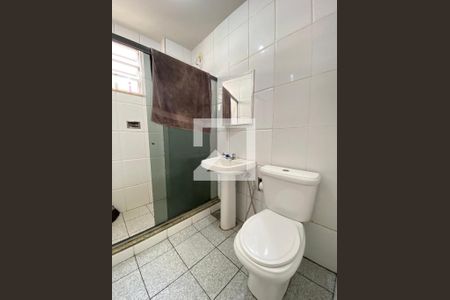 Apartamento à venda com 70m², 3 quartos e 1 vaga Apartamento à venda com 70m², 3 quartos e 1 vagaBanheiro