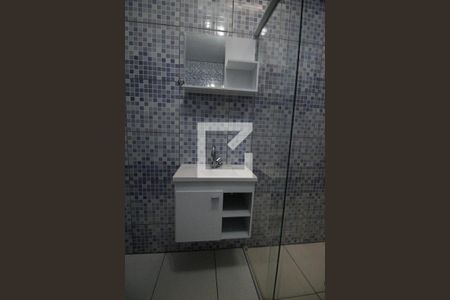 Casa à venda com 82m², 2 quartos e 1 vagaBanheiro