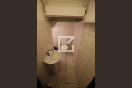 Casa à venda com 82m², 2 quartos e 1 vagaLavabo