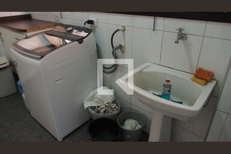 Apartamento à venda com 190m², 4 quartos e 2 vagasLavanderia 