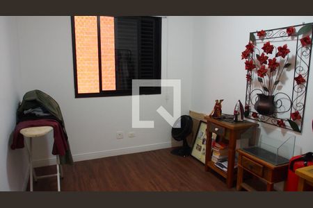 Apartamento à venda com 190m², 4 quartos e 2 vagasQuarto