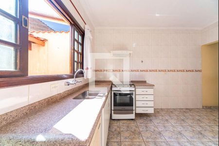 Casa à venda com 159m², 3 quartos e 4 vagasCozinha 
