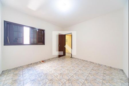 Casa à venda com 159m², 3 quartos e 4 vagasQuarto 2