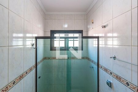 Casa à venda com 159m², 3 quartos e 4 vagasBanheiro do Quarto 1