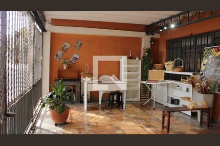 Casa à venda com 250m², 3 quartos e 2 vagasGaragem