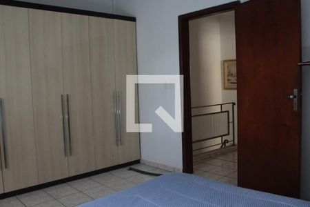 Casa à venda com 250m², 3 quartos e 2 vagasQuarto 1