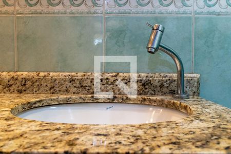 Casa à venda com 300m², 3 quartos e 2 vagasBanheiro