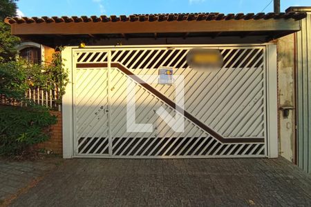 Casa à venda com 300m², 3 quartos e 2 vagasFachada 