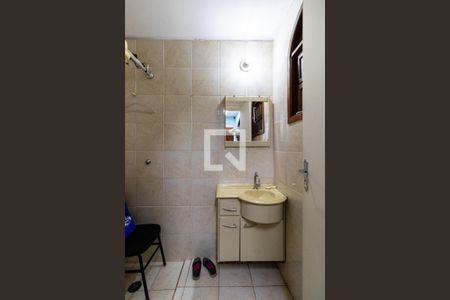 Casa à venda com 300m², 3 quartos e 2 vagasBanheiro de serviço