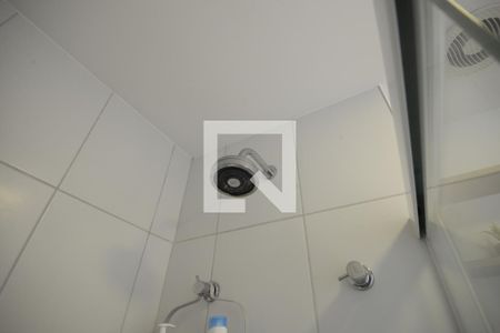 Banheiro de kitnet/studio para alugar com 1 quarto, 38m² em Vila Mariana, São Paulo