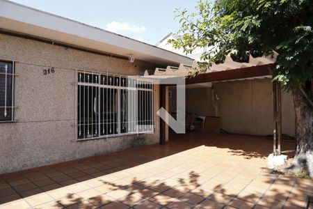 Casa à venda com 207m², 2 quartos e 5 vagasGaragem