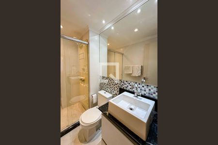 Apartamento à venda com 65m², 2 quartos e 2 vagas Apartamento à venda com 65m², 2 quartos e 2 vagasBanheiro Social