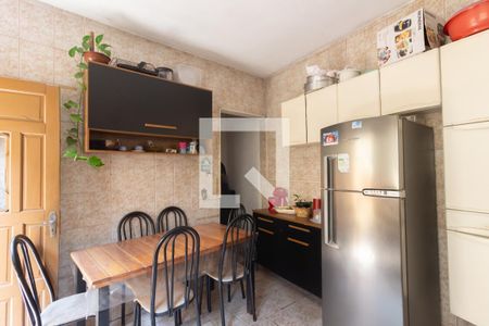 Casa à venda com 125m², 4 quartos e 2 vagasCozinha 2