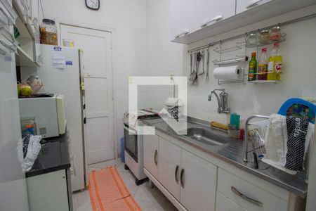Apartamento à venda com 64m², 2 quartos e sem vagaCozinha