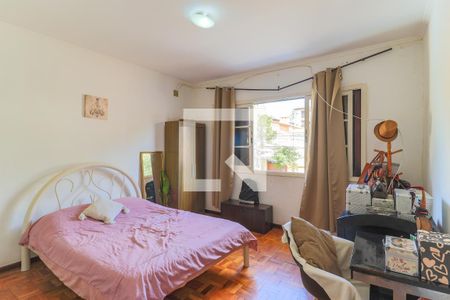 Casa à venda com 160m², 3 quartos e 2 vagasSuíte