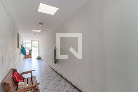 Casa à venda com 160m², 3 quartos e 2 vagasCorredor Lateral
