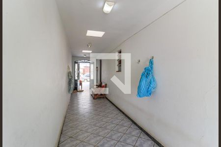 Casa à venda com 160m², 3 quartos e 2 vagasCorredor Lateral