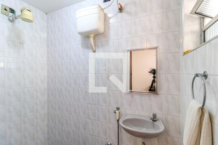 Casa à venda com 160m², 3 quartos e 2 vagasBanheiro do Quarto de Serviço 2