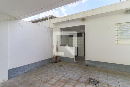 Casa à venda com 160m², 3 quartos e 2 vagasQuintal