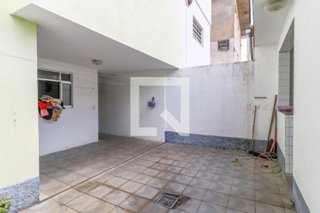 Casa à venda com 160m², 3 quartos e 2 vagasQuintal