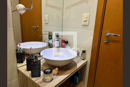 Apartamento à venda com 126m², 3 quartos e 2 vagas Apartamento à venda com 126m², 3 quartos e 2 vagasSuíte