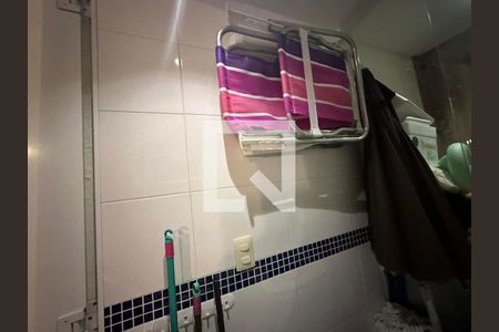 Apartamento à venda com 126m², 3 quartos e 2 vagas Apartamento à venda com 126m², 3 quartos e 2 vagasÁrea de Serviço