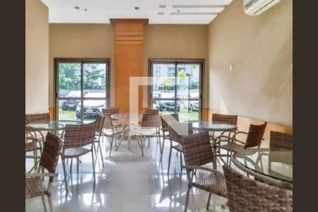 Apartamento à venda com 126m², 3 quartos e 2 vagas Apartamento à venda com 126m², 3 quartos e 2 vagasÁrea comum