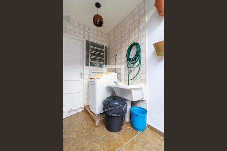 Casa à venda com 160m², 3 quartos e 2 vagasÁrea de Serviço