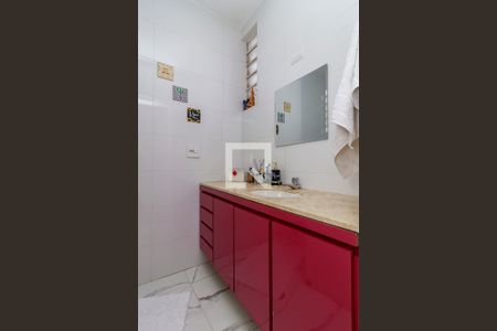 Casa à venda com 160m², 3 quartos e 2 vagasBanheiro