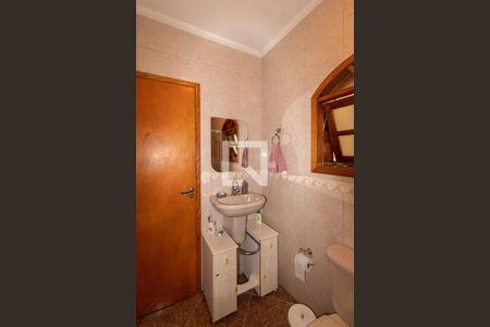 Casa à venda com 725m², 2 quartos e 3 vagasBanheiro 2