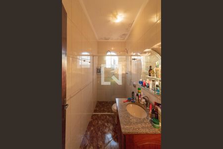 Casa à venda com 725m², 2 quartos e 3 vagasBanheiro 1