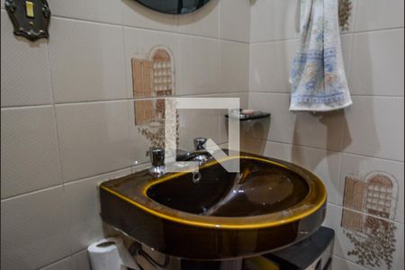 Casa à venda com 500m², 7 quartos e 4 vagasBanheiro 1