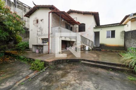 Casa à venda com 150m², 3 quartos e 2 vagasQuintal