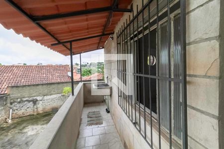 Casa à venda com 150m², 3 quartos e 2 vagasÁrea de serviço