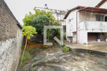 Casa à venda com 150m², 3 quartos e 2 vagasQuintal