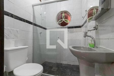 Casa à venda com 150m², 3 quartos e 2 vagasBanheiro social