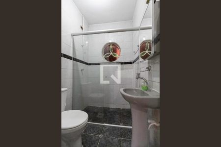 Casa à venda com 150m², 3 quartos e 2 vagasBanheiro social