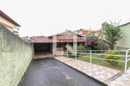 Casa à venda com 150m², 3 quartos e 2 vagasEntrada