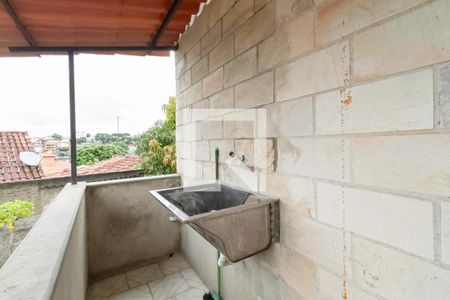 Casa à venda com 150m², 3 quartos e 2 vagasÁrea de serviço