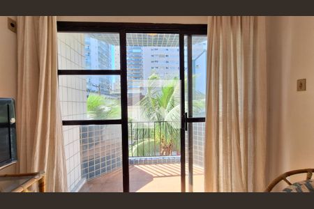 Sala de apartamento para alugar com 2 quartos, 90m² em Vila Tupi, Praia Grande