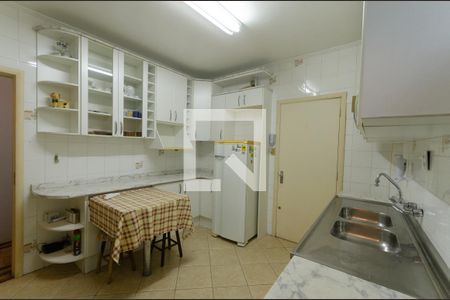 Apartamento à venda com 85m², 2 quartos e sem vagaCozinha
