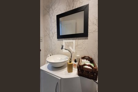 Casa à venda com 130m², 3 quartos e 2 vagasLavabo