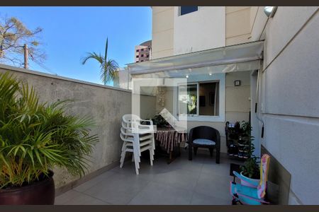 Casa à venda com 130m², 3 quartos e 2 vagasGaragem