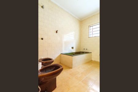 Casa para alugar com 414m², 2 quartos e 8 vagas Casa para alugar com 414m², 2 quartos e 8 vagasBanheiro