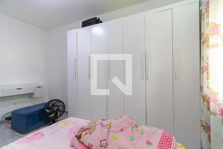 Casa à venda com 95m², 4 quartos e 3 vagas Casa à venda com 95m², 4 quartos e 3 vagasQuarto 2