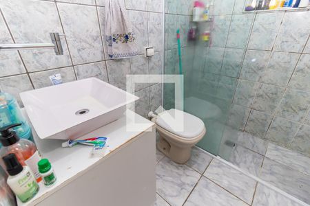 Casa à venda com 95m², 4 quartos e 3 vagas Casa à venda com 95m², 4 quartos e 3 vagasBanheiro 2